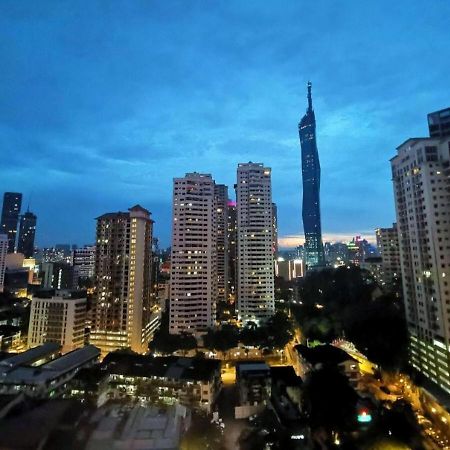 10Pax Penthouse - Ultimate Urban Experience At Changkat By Verano Kuala Lumpur Buitenkant foto